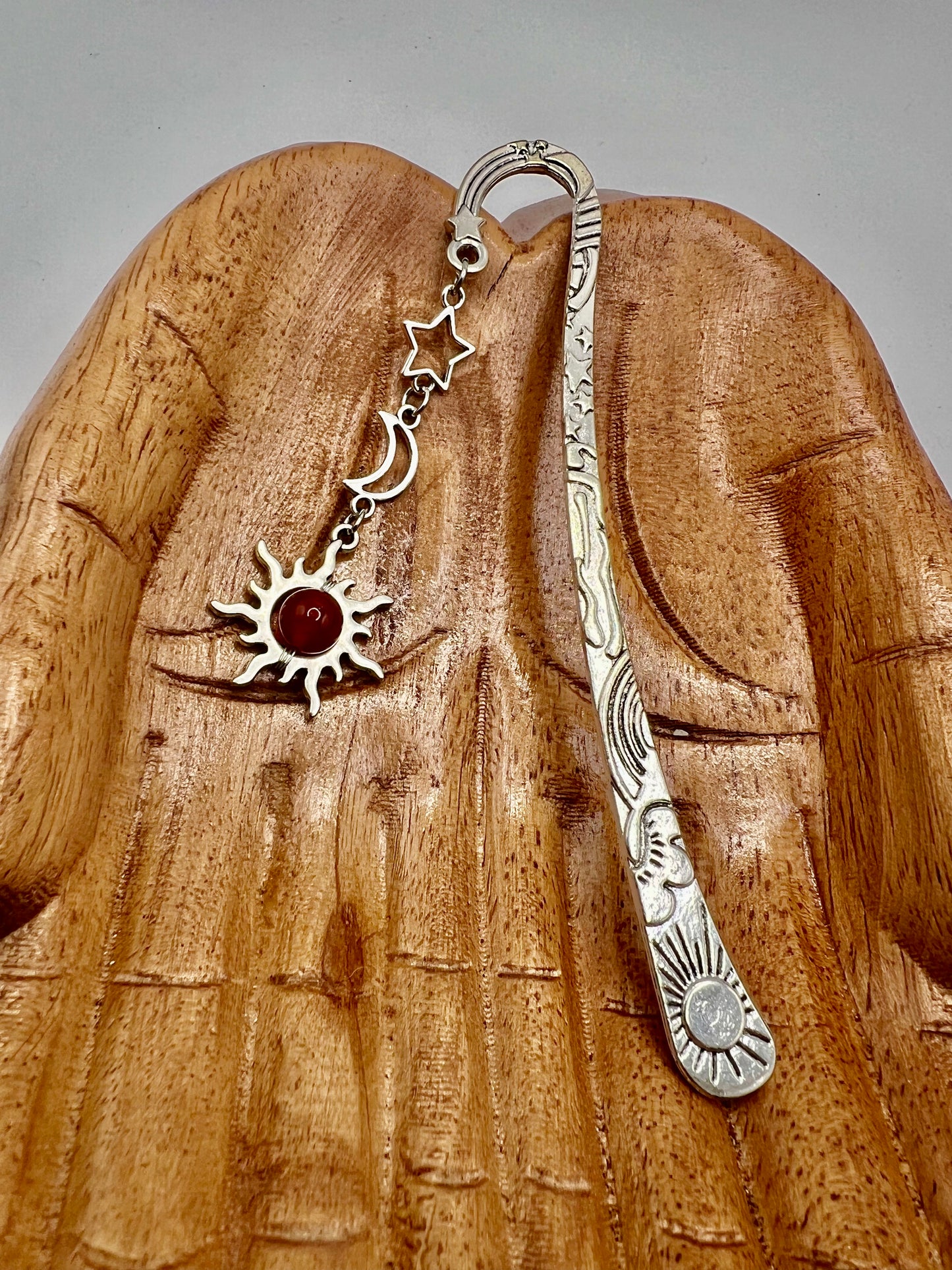 CRYSTAL METAL BOOKMARK ELEGANT BOOK DECOR.